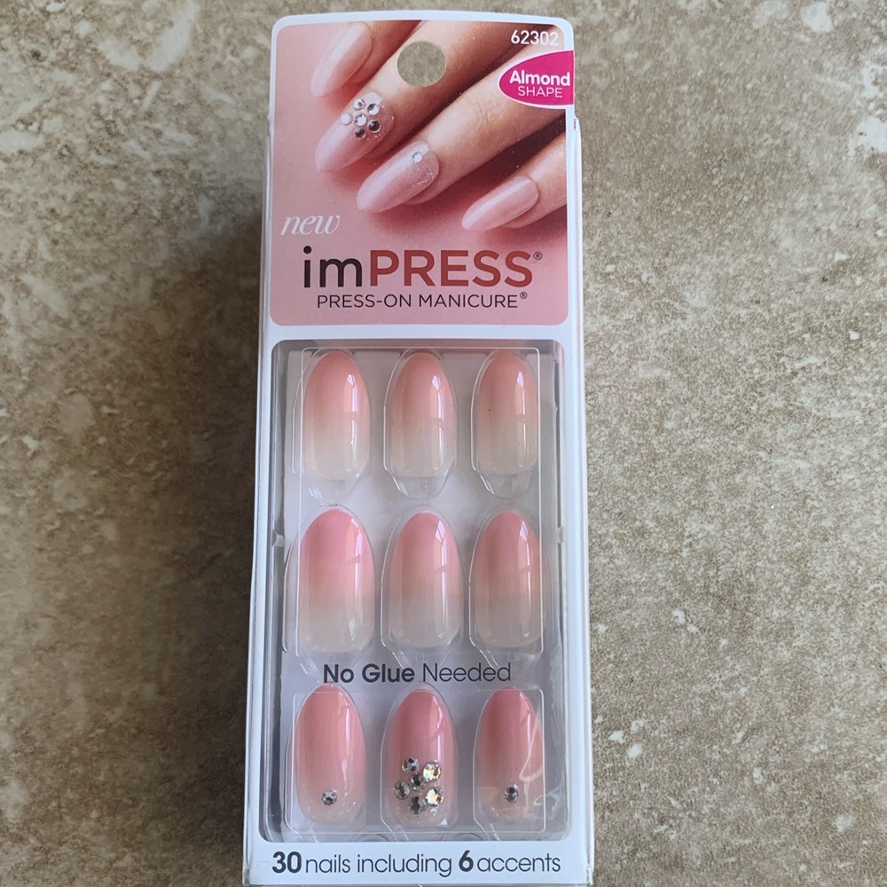 New imPRESS (KISS) Press-on Nails in Symphony
